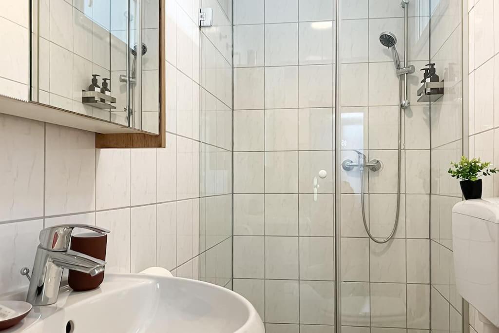 Cozy & Central 2 Bedroom Apartment Vienna Luaran gambar